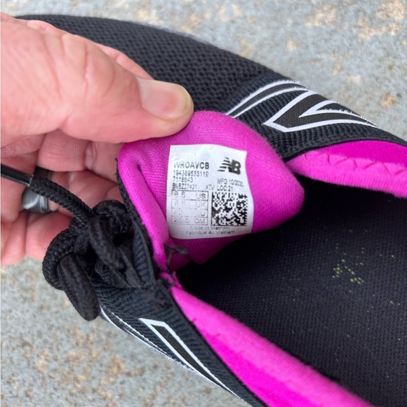 New Balance Women's Black and Purple Sneakers - Picture 6 of 7